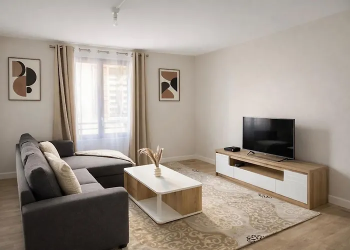 Unique Au Pied De La Cathedrale *